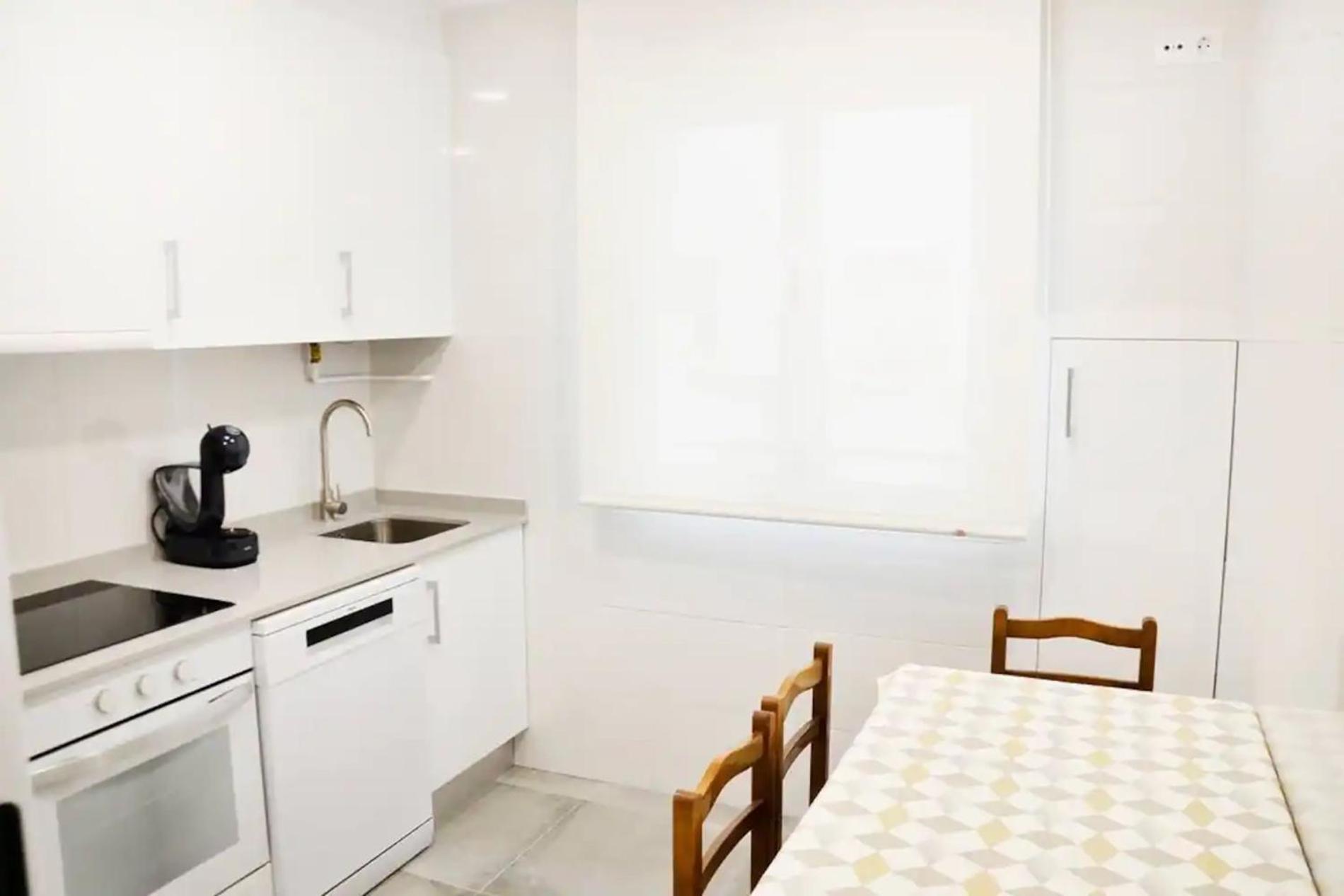Nuevo Apartamento De 3 Dormitorios En Calle Alta Santander Exterior photo
